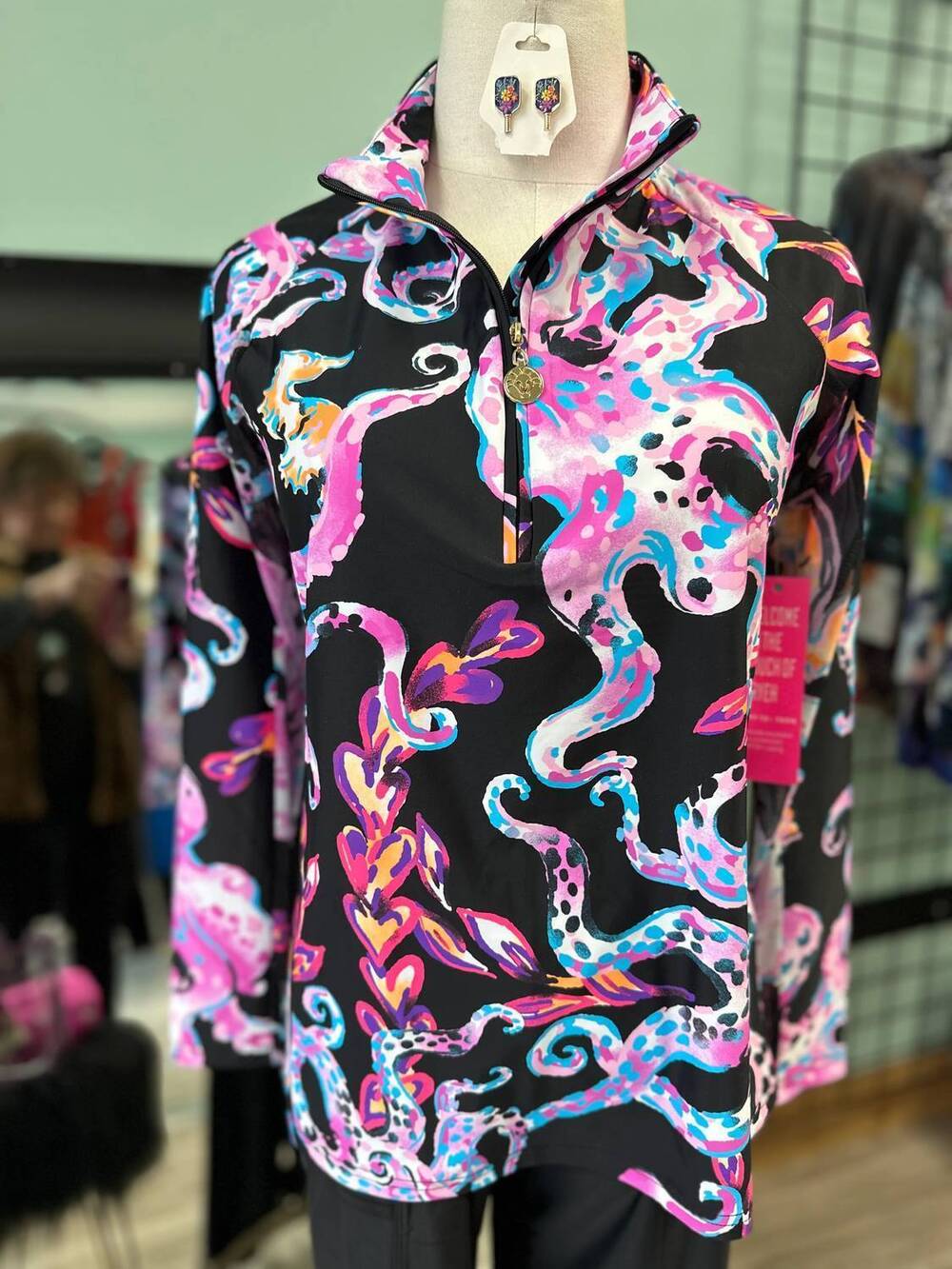 NEW ARYEH women's sara pullover top in black